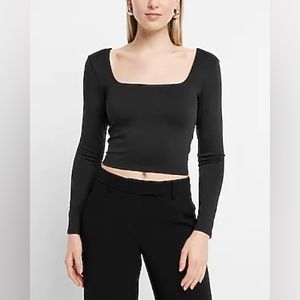 Express Contour High Compression Square Neck Long Sleeve Cropped Tee